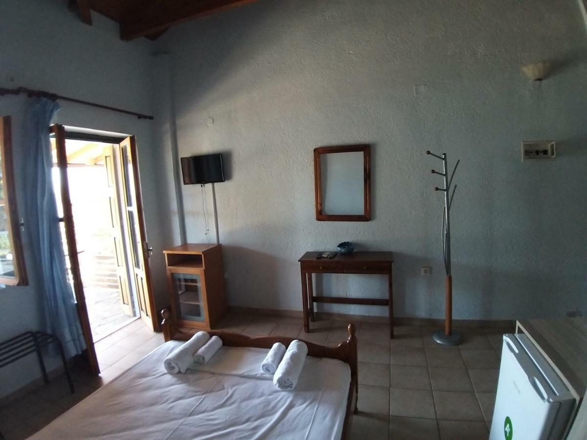 Stoupa Properties Extérieur photo