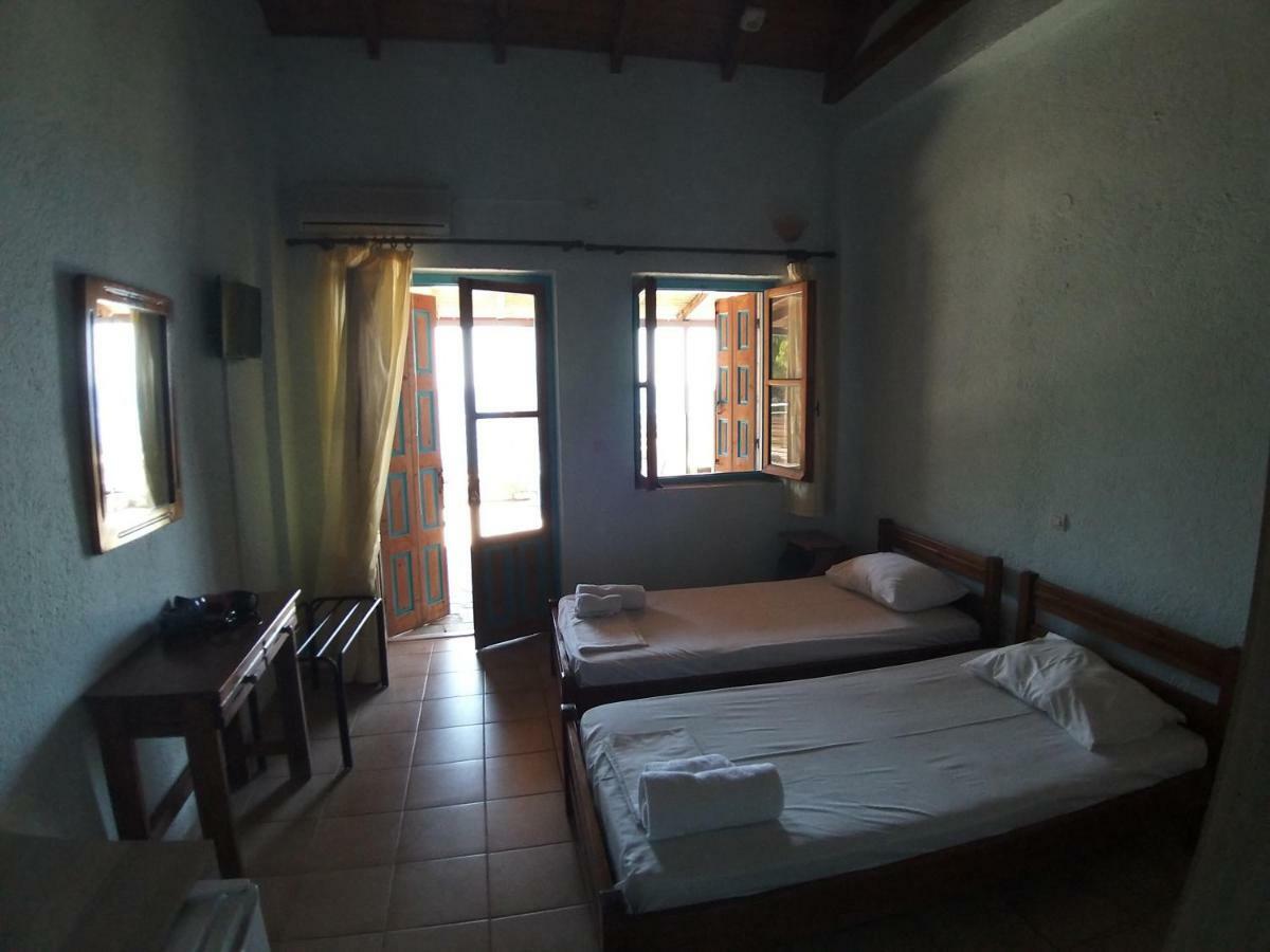 Stoupa Properties Extérieur photo